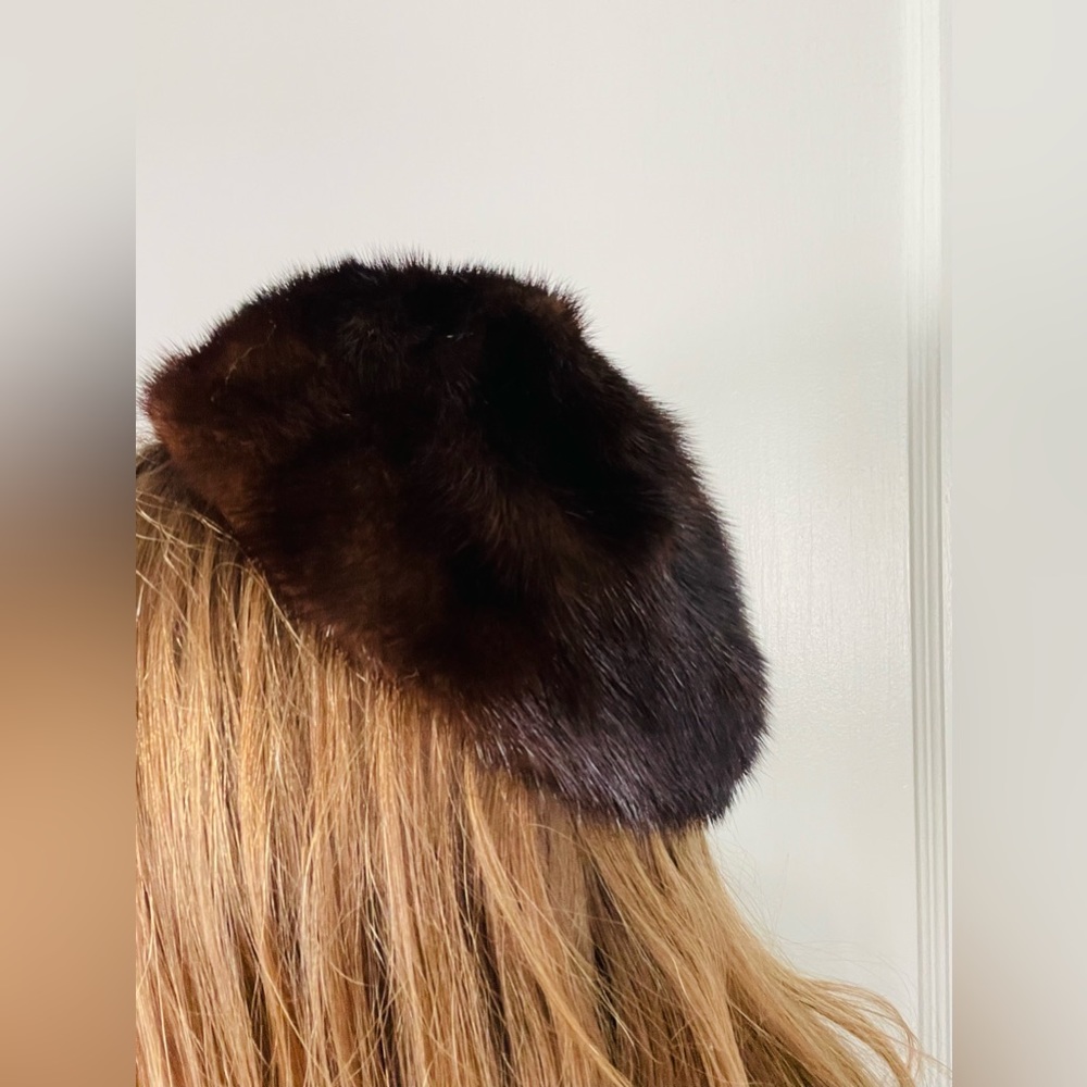 Chic Dark Brown Fur Beret
